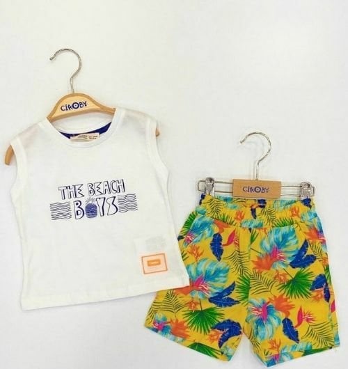 Çikoby Ekru T-shirt + Desenli Şortlu Erkek Bebek Takım